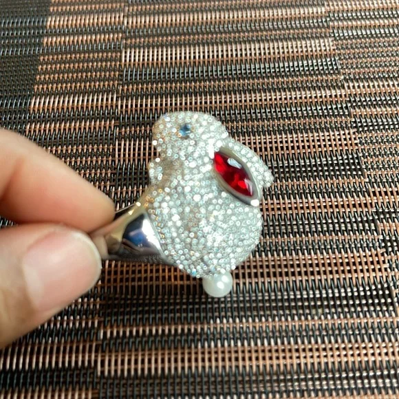 Kate Spade Big Bunny Sparkly Statement Ring - Picture 2 of 16